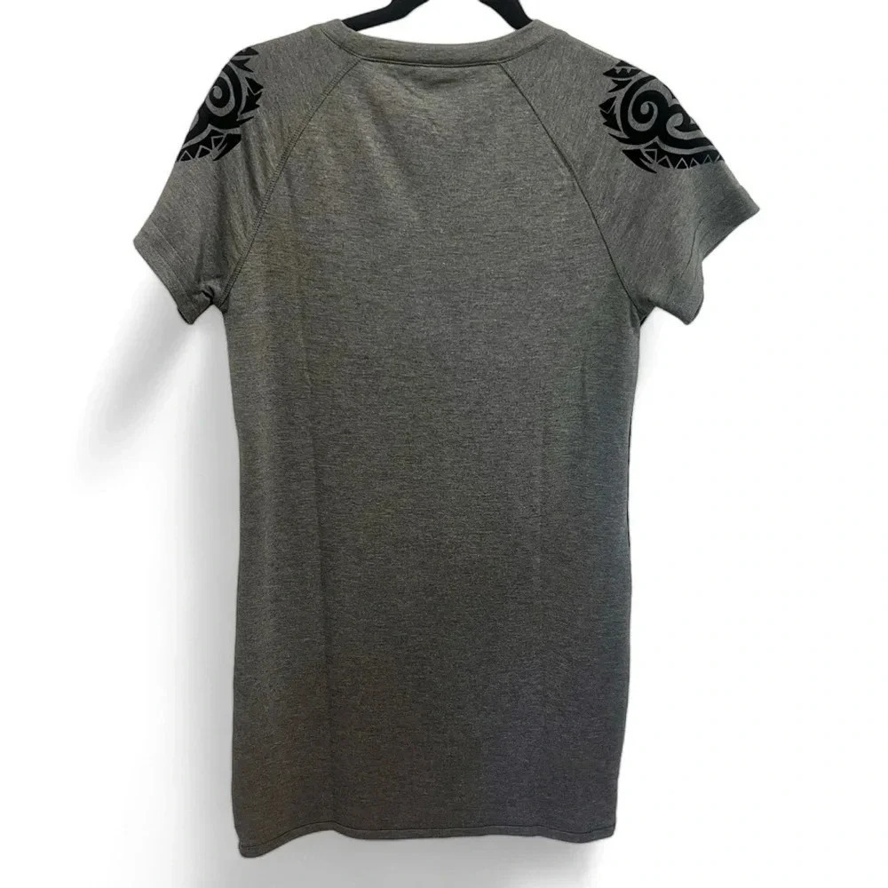 Shape bodycon T-shirt dress with side panels and velvet decorated sleeves sz med - Picture 2 of 6